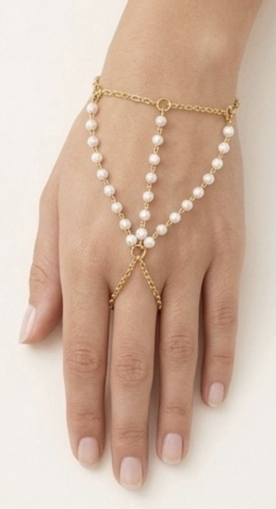 Colombe AYSBIJOUX
